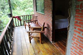 Mountain View Cottages & Villa Tangkahan