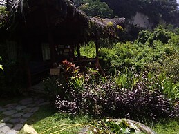 Mountain View Cottages & Villa Tangkahan