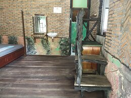 Mountain View Cottages & Villa Tangkahan