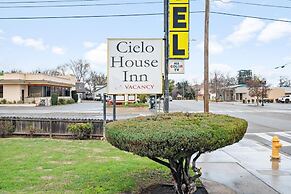 Cielo House Inn