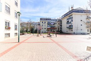 Oeiras Balcony by Homing