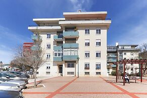 Oeiras Balcony by Homing