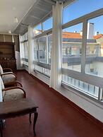 Oeiras Balcony by Homing