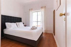 Oeiras Balcony by Homing