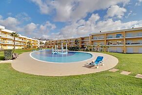 Albufeira Paradise With Pool by Homing