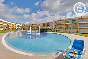 Albufeira Paradise With Pool by Homing