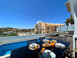 Albufeira Deluxe Residence With Pool by Homing