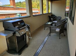 Alpenglow Penthouse by Revelstoke Vacations