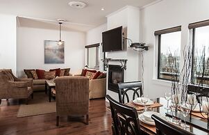 Alpenglow Penthouse by Revelstoke Vacations