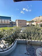 Check Point - Acropolis View B