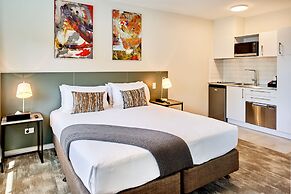 Sojourn Apartment Hotel - Ghuznee