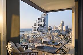 Luxury with Terrace & Sea View by FeelHome