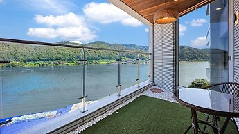 Gapyeong Laputa Resort