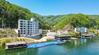 Gapyeong Laputa Resort