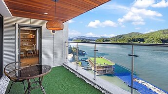 Gapyeong Laputa Resort