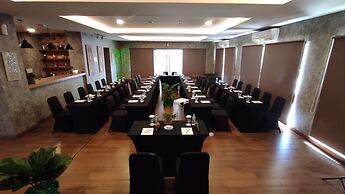 Grand Papua Hotel Sentani