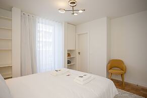 Liiiving in Porto - Design Bright House