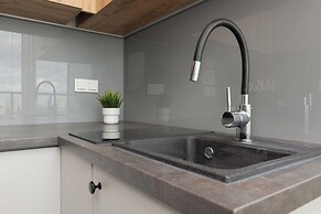 Kokoryczki Studio Warsaw by Renters