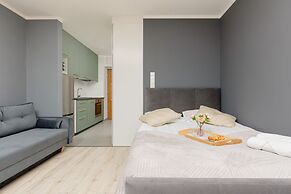 Kokoryczki Studio Warsaw by Renters