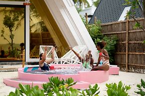 Oaga Art Resort - Greatest