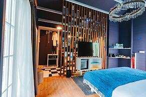 Oaga Art Resort - Greatest