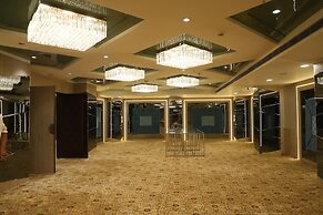 The Royal Class Hotel