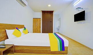 Itsy Hotels Oasis Pride