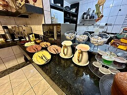 Pousada Amanhecer do Itaguá