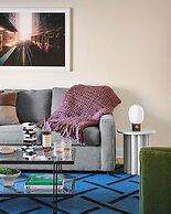 The Neighborhood Hotel - Lincoln Park