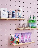 The Neighborhood Hotel - Lincoln Park