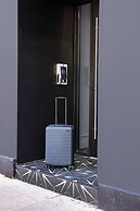 The Neighborhood Hotel - Lincoln Park