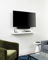 The Neighborhood Hotel - Lincoln Park