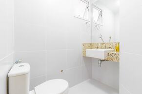 IT39 Excelente Apt 3 Quartos Pé na areia