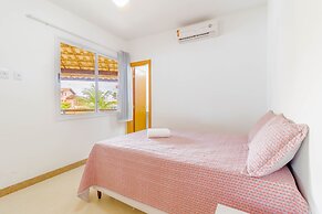 IT39 Excelente Apt 3 Quartos Pé na areia
