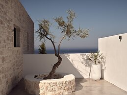 Design 3-bed Villa With Infinity Pool in Zakynthos