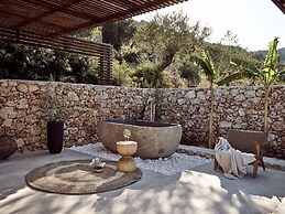 Design 3-bed Villa With Infinity Pool in Zakynthos