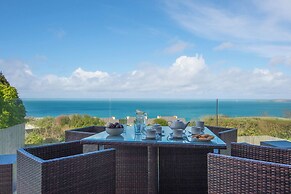 Halcyon Cove
