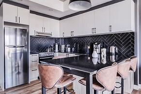 Appartement Luxe | Incredible Sunset View - Pool - Parking - Near Old 