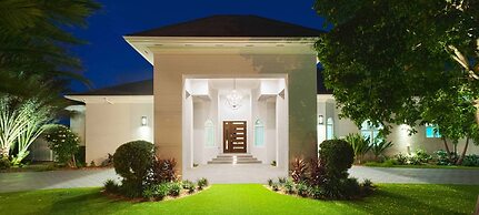 Luxury Cayman Villas