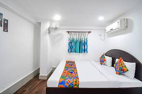 Goroomgo Royal Oak Guest House Nabapally Sector 4 Kolkata