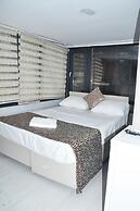 The Queen's Istanbul