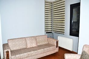 The Queen's Istanbul