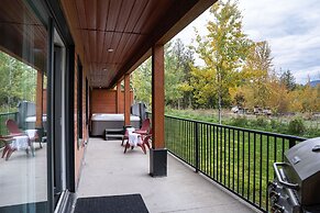 Granite Ridge Condo by Revelstoke Vacations