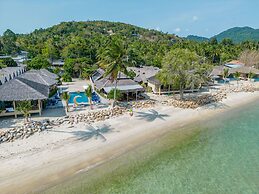 Absolute Beachfront Resort