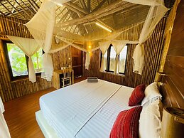 Absolute Beachfront Resort