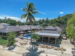 Absolute Beachfront Resort