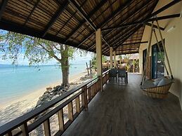 Absolute Beachfront Resort