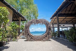 Absolute Beachfront Resort