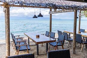 Absolute Beachfront Resort