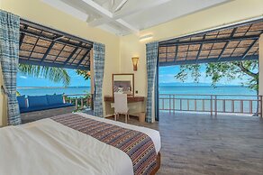 Absolute Beachfront Resort